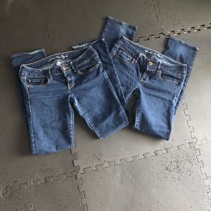 American Eagle jeans 2 pair!
